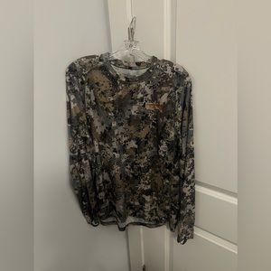 Sitka whitetail elevated II core lightweight LS crew shirt